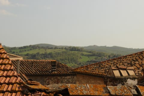 Trilocale nel centro storico Apartment in Montemerano