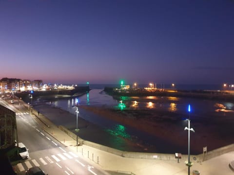 Night, Natural landscape, City view, Sea view