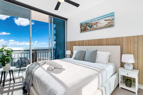 Bed, View (from property/room), Balcony/Terrace, Bedroom