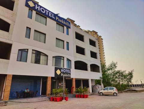 Property building, Street view