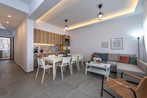 Kitchen or kitchenette, Living room, Other, Dining area, Dinner