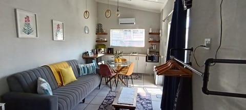Dalau on Main Apartment in Cape Town