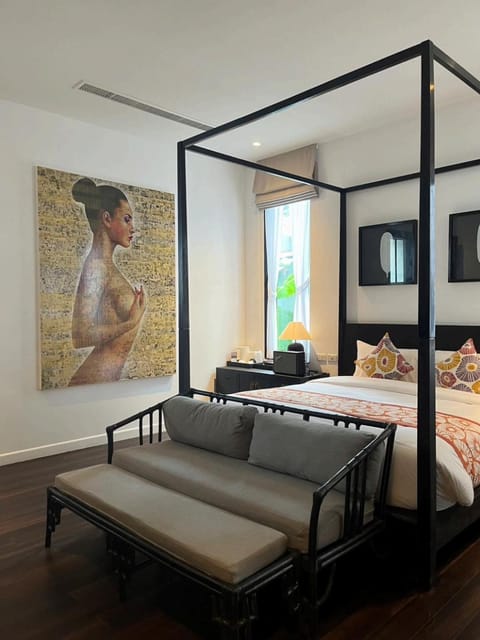 Restaurant/places to eat, View (from property/room), Decorative detail, Bedroom, Swimming pool, Breakfast