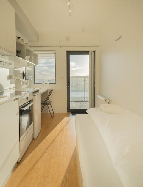 Bed, Kitchen or kitchenette, Photo of the whole room, Bedroom