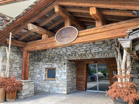 Appartement de luxe avec jacuzzi, terrasse et cheminée - 10 personnes - FR-1-567-97 Apartment in Val dIsere