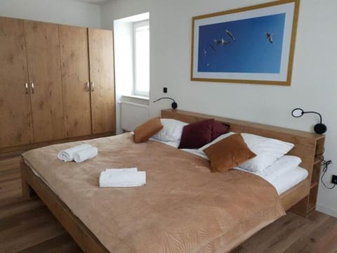 Bed, Photo of the whole room, Bedroom, towels, wardrobe