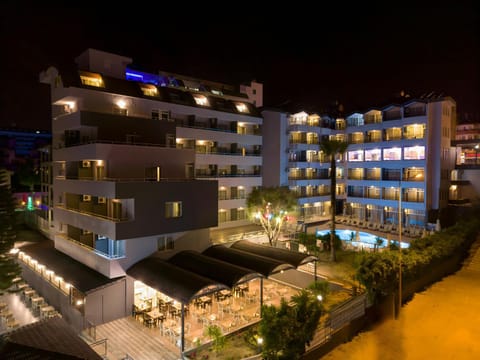 Property building, Night, City view, Pool view, Swimming pool, Location