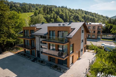 Property building, Day