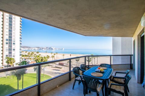 View (from property/room), Balcony/Terrace, Sea view