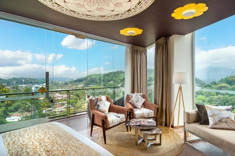 Bed, Natural landscape, View (from property/room), Balcony/Terrace, Seating area, Mountain view