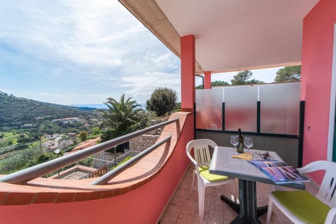 View (from property/room), Balcony/Terrace