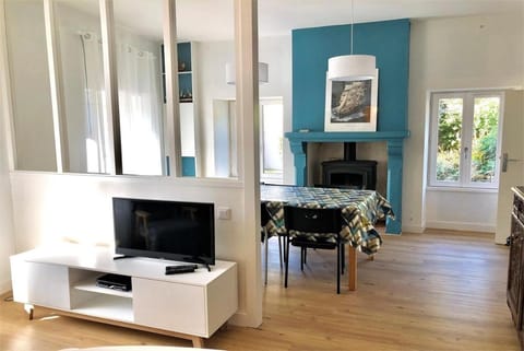 Maison à 50m du port dans superbe environnement à PLOUMANAC'H - PERROS-GUIREC Réf - 324 Villa in Perros-Guirec