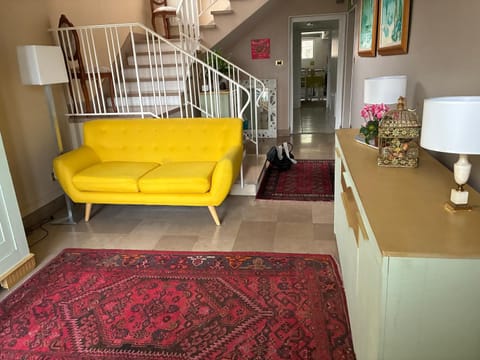 Comme à la maison ! Vacation rental in Caluire-et-Cuire