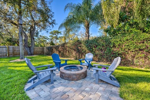 Walk to Lake Stunning Central Florida Home! Villa in Lake Mary