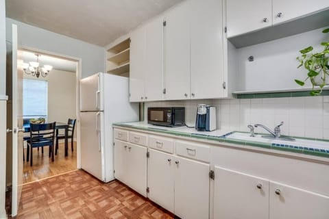 Blissful Stay in Alamo Heights Apartment in Alamo Heights