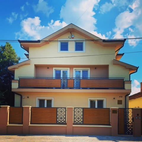 Property building, Day