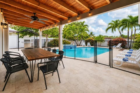 Patio, Seating area, Dining area, Pool view, Swimming pool, sunbed