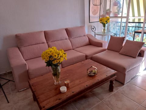 Living room, Internal: Not applicable to any particular room