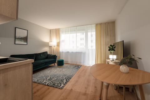 Living room, Photo of the whole room, Seating area, Dining area