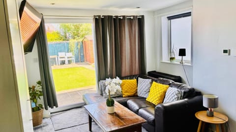 Garden, Garden, Seating area, Garden view, Garden view