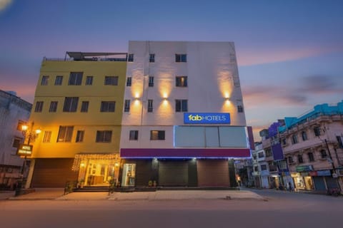 Property building, Facade/entrance
