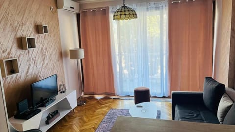 Majdini Clock Tower Apartman Apartment in Podgorica