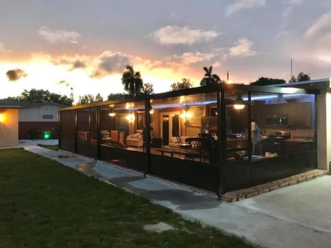 Day, BBQ facilities, Banquet/Function facilities, Sunrise