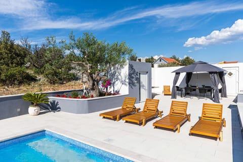 Villa Luka Villa in Šibenik-Knin County, Croatia