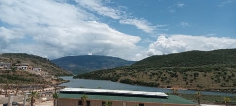 Day, Neighbourhood, Natural landscape, Bird's eye view, Mountain view