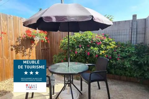 Havre de Paix - Maisonnette Charmante avec Extérieur Privé House in Blois