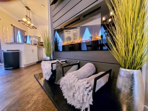 flat iron, kitchen