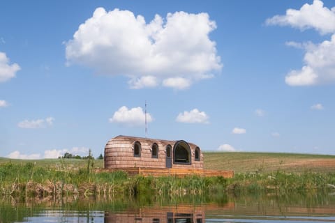 Property building, Lake view