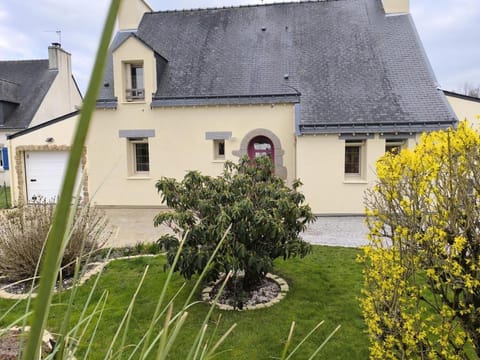 TY Lavarion Villa in Brittany