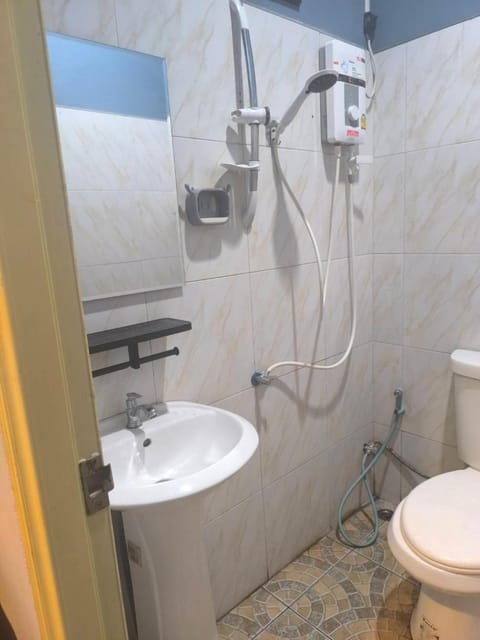 PhuketAirportCamping Campground/
RV Resort in Mai Khao