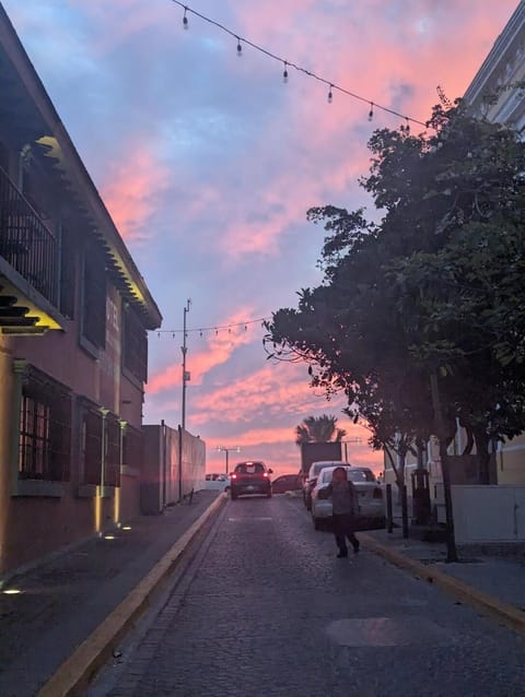 Neighbourhood, Other, Street view, Sunset