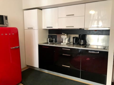 Coffee/tea facilities, Kitchen or kitchenette