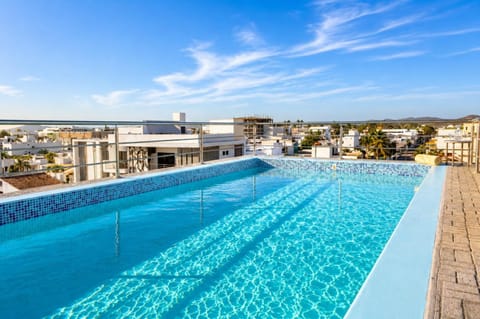View (from property/room), Balcony/Terrace, Swimming pool