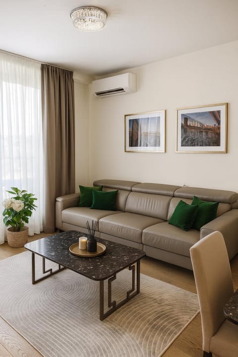 Living room, Seating area, air conditioner