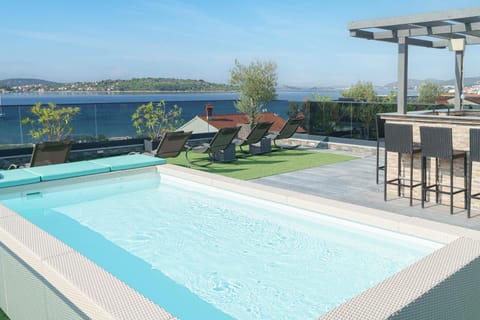 Pool view, Swimming pool
