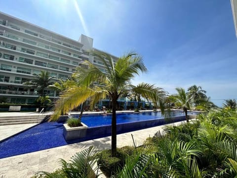 Property building, Garden view, Pool view, Swimming pool, sunbed