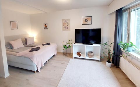 Living room, Photo of the whole room, Bedroom