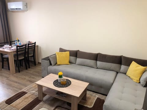 Luxury apartment 2 Free Underground Secure Parking Apartment in Pazardzhik