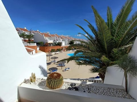 Balcony/Terrace, Pool view