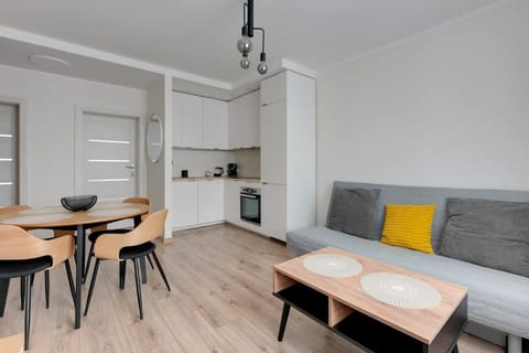 Kitchen or kitchenette, Living room, Seating area, pet friendly, stove
