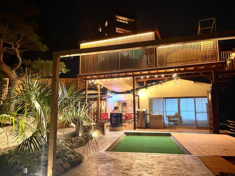 Property building, Night