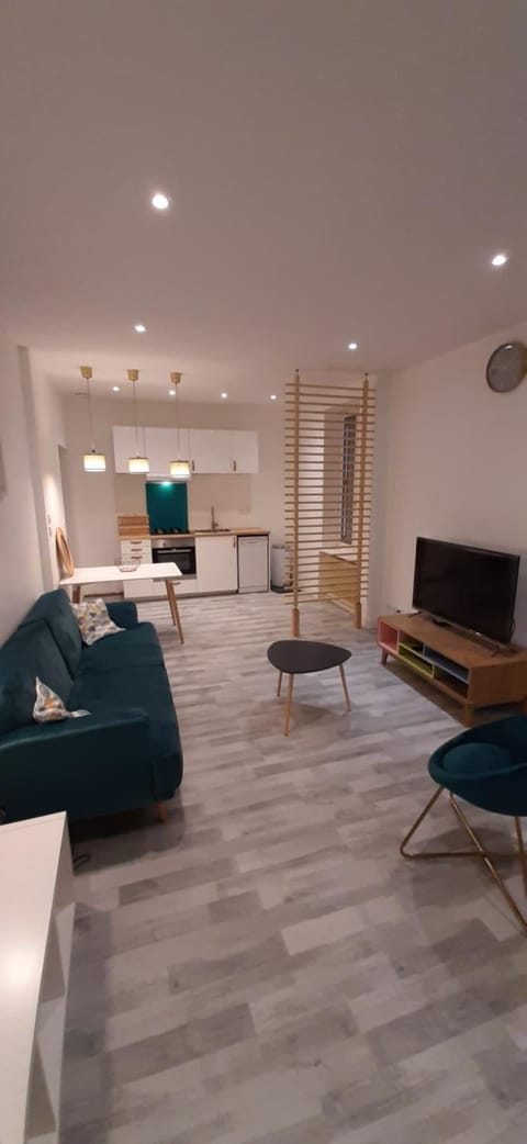 Colocation maison - Villeurbanne près de Lyon Bed and Breakfast in Villeurbanne