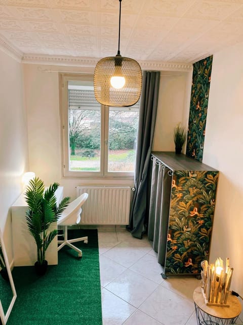 Colocation maison - Villeurbanne près de Lyon Bed and Breakfast in Villeurbanne