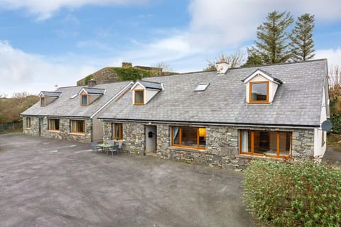 Property building, Parking