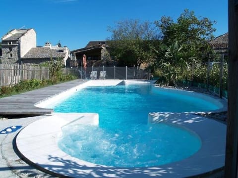 Pool view, Swimming pool, sunbed