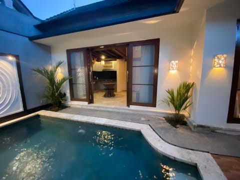 Night, Pool view, Swimming pool, Swimming pool